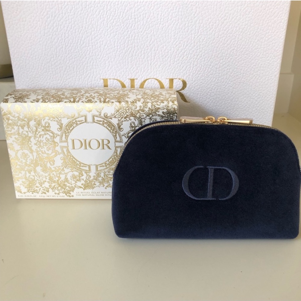 🆕 Dior Beauty Limited Edition Velvet Navy Pouch